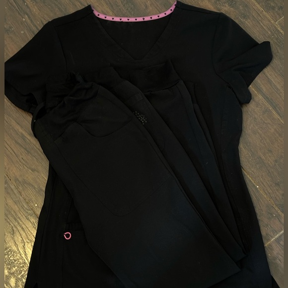 HeartSoul Other - Heartsoul black scrub set